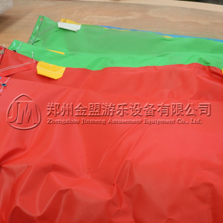 PVC皮伞布_豪华转马_游乐设备配件