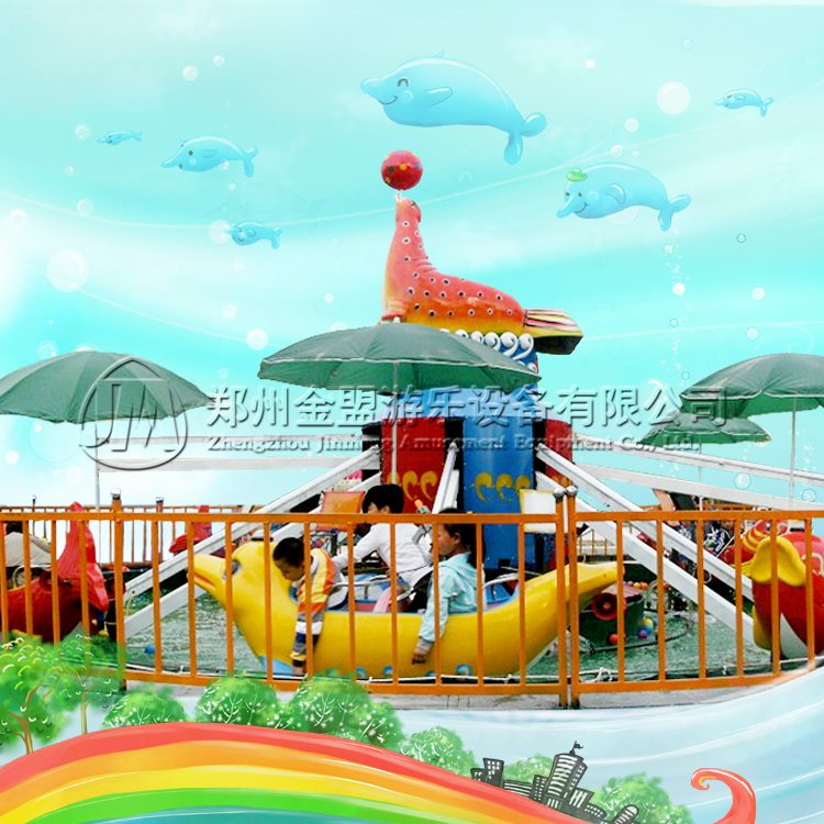 海豚戏水